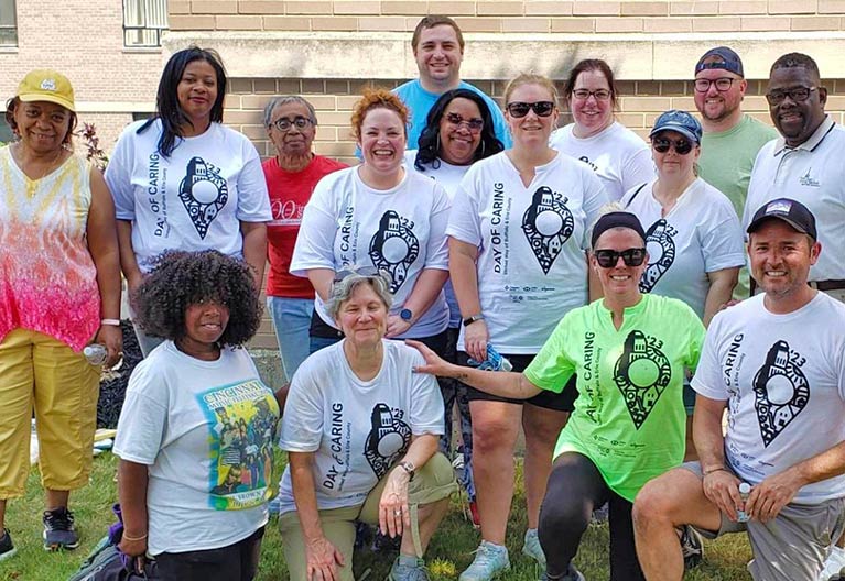 AAA Employees Volunteering AAA Employees Volunteering