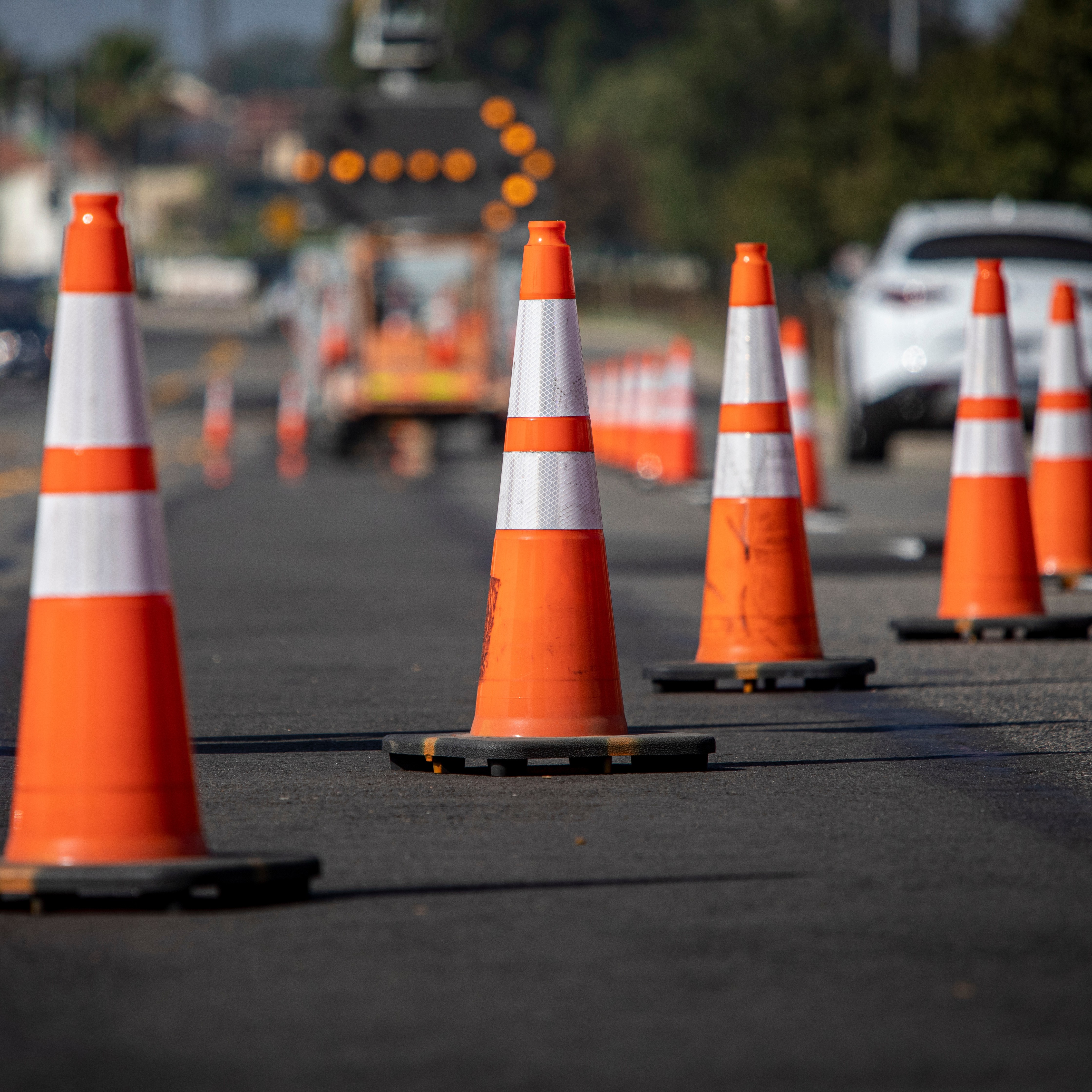 AAA Urges Drives to Slow Down, Move Ove