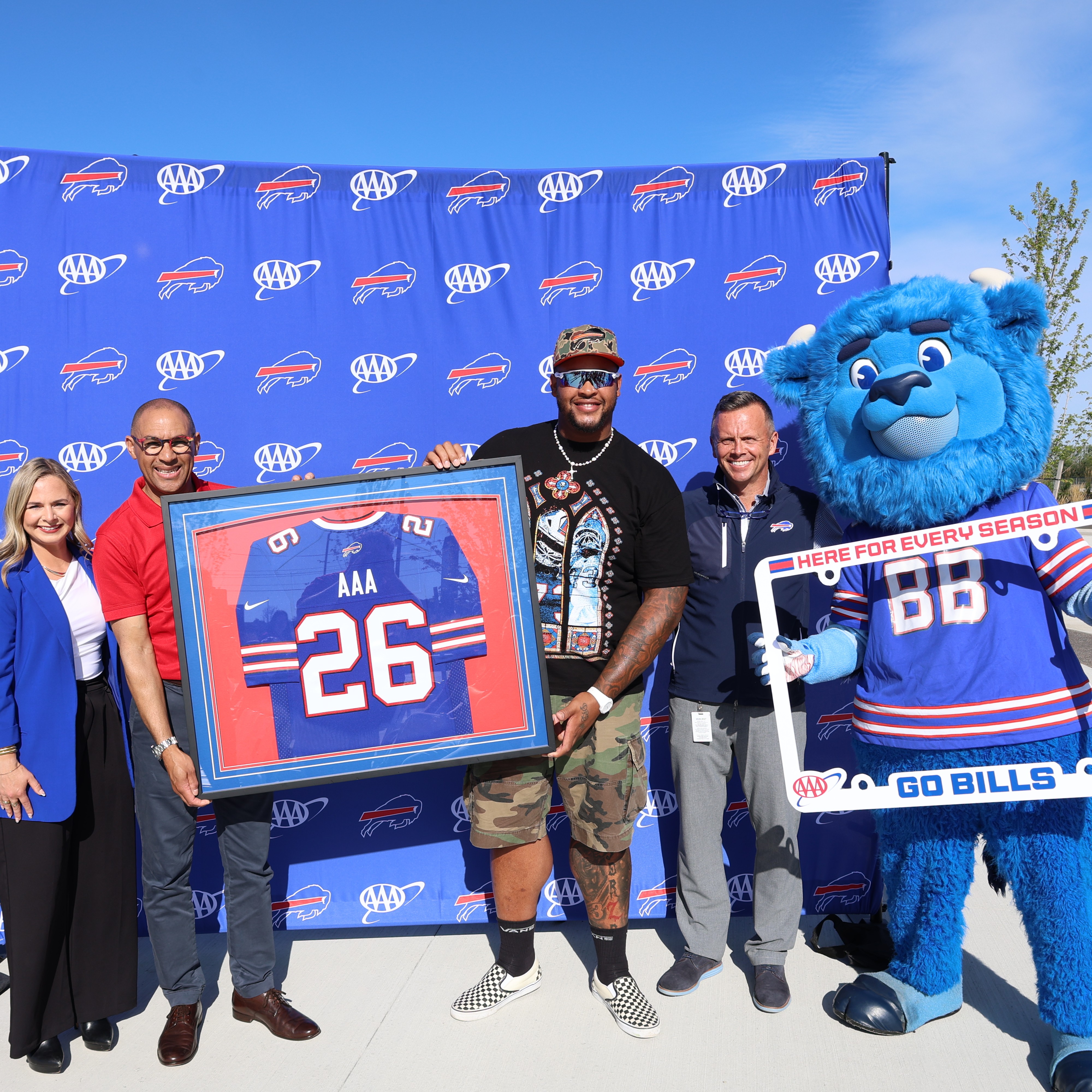 Group Photo of Speakers and Billy Buffalo with license plate frame SQUARE