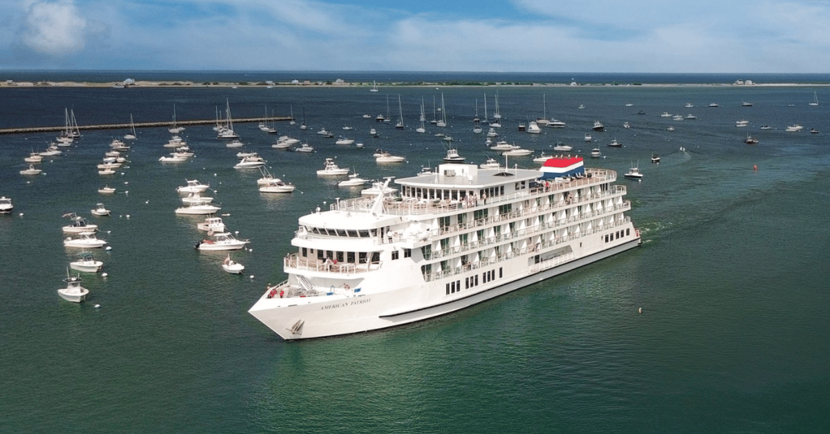 The American Patriot arriving in Buffalo's Outer Harbor