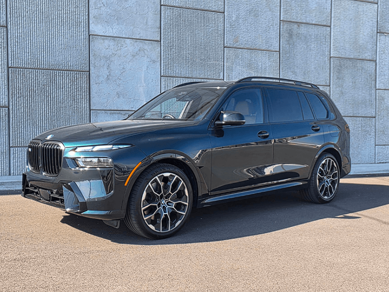 2026 BMW X7 M60i xDrive