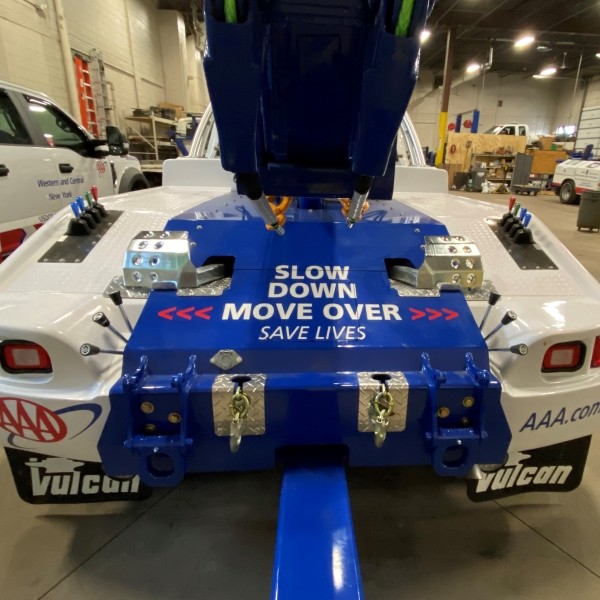 AAA Urges Drives to Slow Down, Move Over